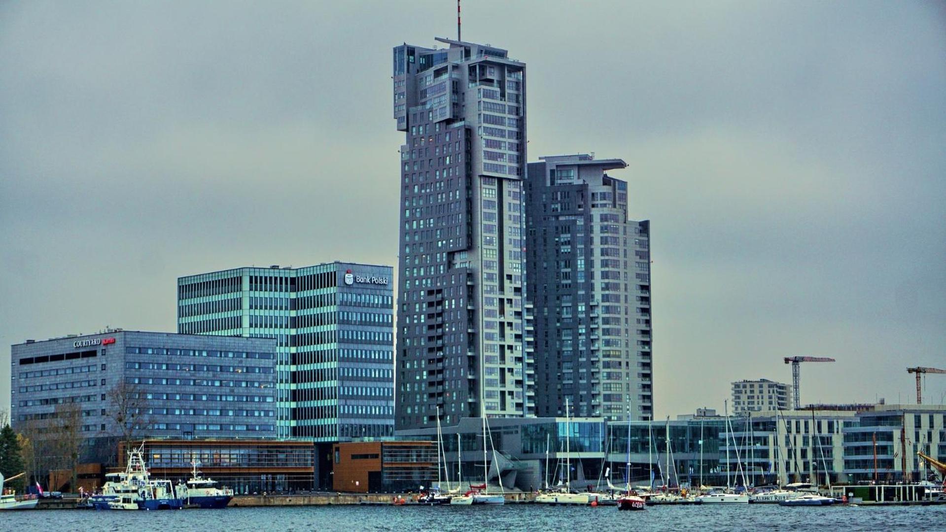 Apartment Sea Towers
